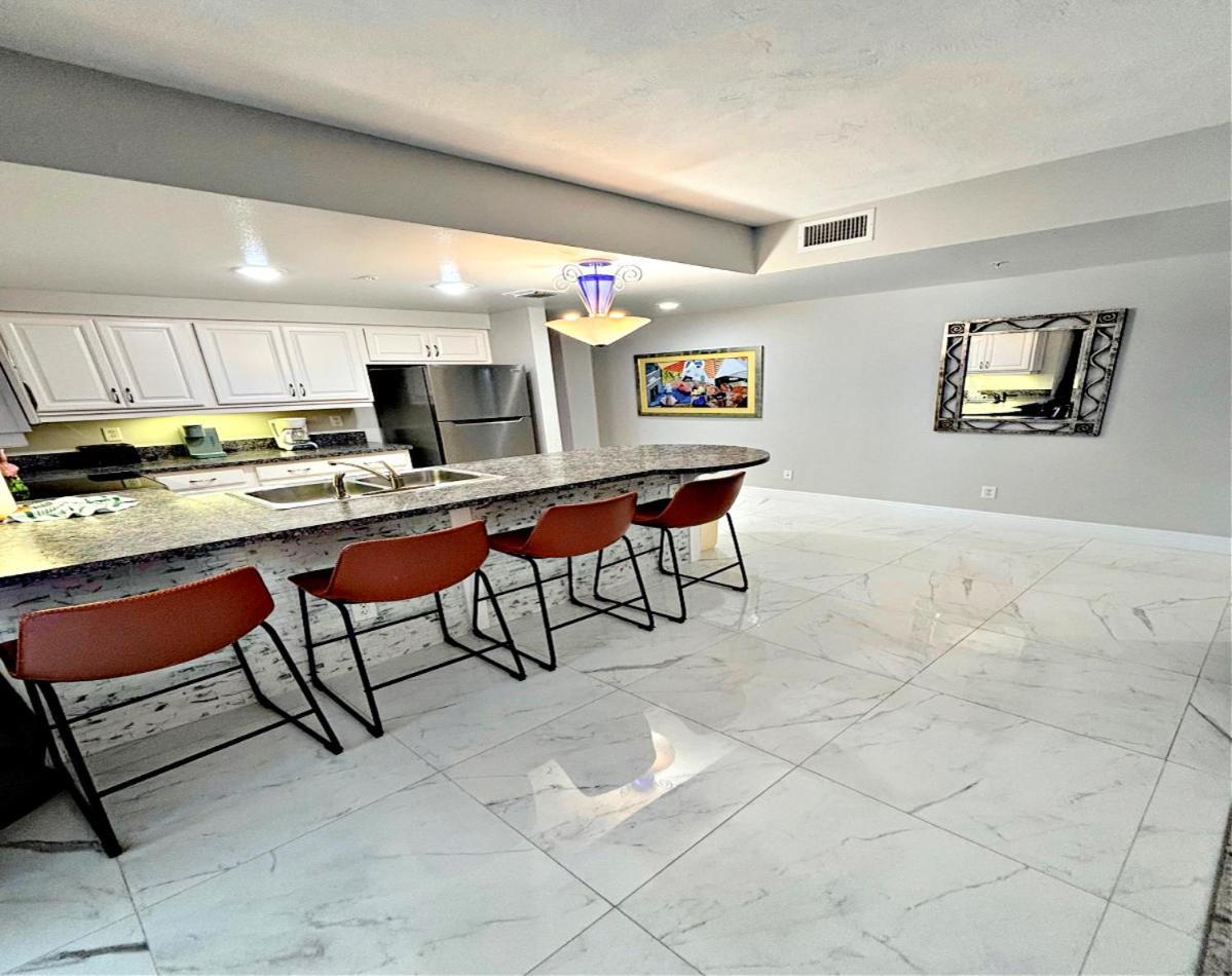 14Th Floor 2 Bedroom Resort Condo Direct Oceanfront Wyndham Ocean Walk Resort Daytona Beach 1401 Eksteriør bilde
